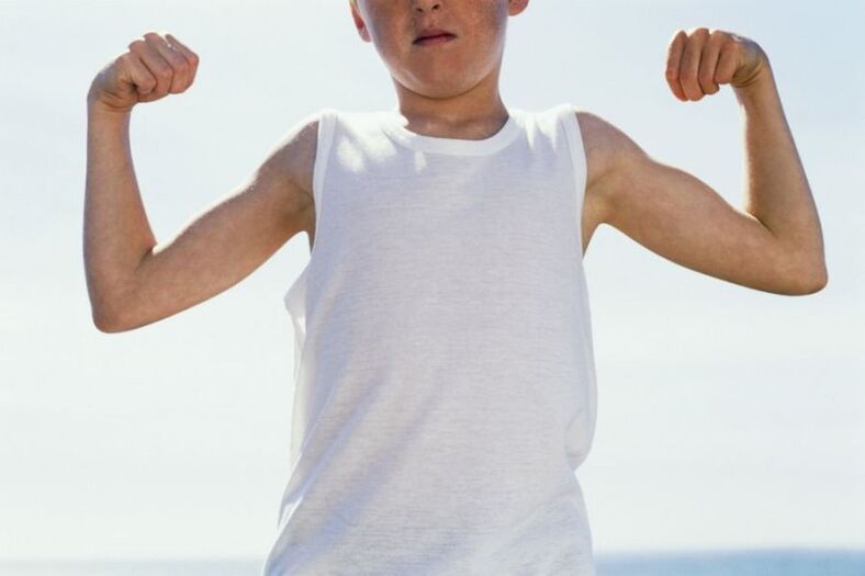 močan najstnik in povečanje penisa pri 14 letih