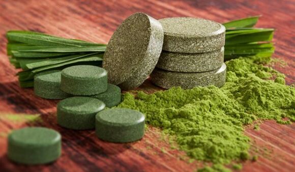 Spirulina je koristna za moške zaradi visoke vsebnosti aminokislin